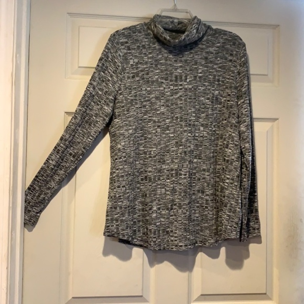 Croft & Barrow Loose Turtleneck Sweater 💛